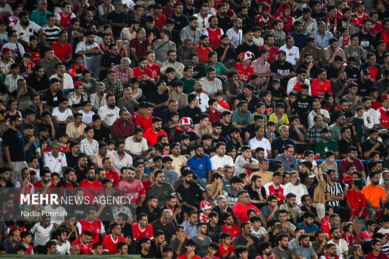 تارتار تشویق شد؛ کری هواداران استقلال و پرسپولیس بالا گرفت