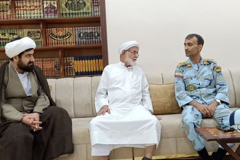 فرمانده دریابانی کنگان: وحدت شیعه و سنی پشتوانه امنیت پایدار است