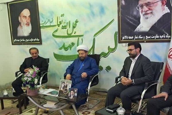 گزارش تحلیلی: امام جمعه دالاهو: از خدمات دولت حمایت می‌کنیم؛ مطالبات مردم پیگیری شود | مهر - کد c773