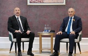 Aliyev ve Paşinyan Bişkek'te bir araya geldi