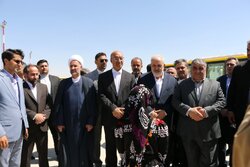 وزیر نیرو برای افتتاح چند طرح وارد کرمانشاه شد