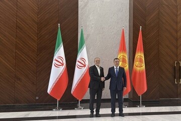 Bişkek'te Pezeşkiyan-Caparov görüşmesi