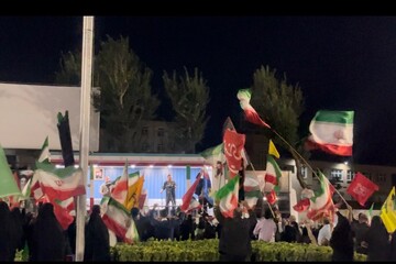 تبریزی‌ها برای ۱۸۴ شب متوالی پای عهد خود با رهبری ایستادند