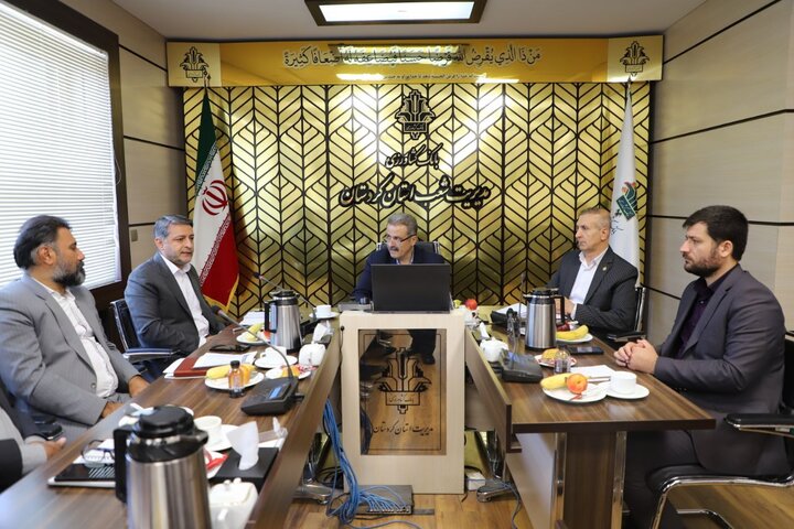رحیمیان: بازگشت ارز صادراتی تکلیف قانونی صادرکنندگان است