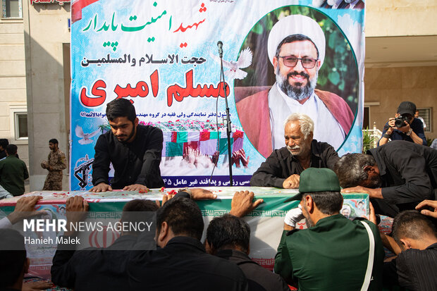تشییع شهید امنیت در گرگان