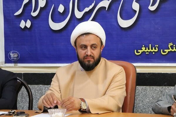 استقرار روحانیون در مناطق محروم ملایر با رویکرد مدیریت محله‌محور
