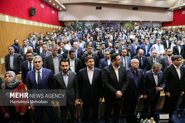 افتتاح بیست‌و‌نهمین نمایشگاه بین‌المللی الکامپ