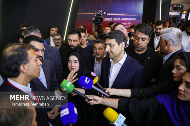 افتتاح بیست‌و‌نهمین نمایشگاه بین‌المللی الکامپ