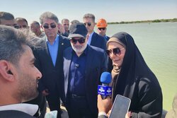 خارج‌سازی مغروقه خانیان در بندر خرمشهر تا ۲ ماه آینده پایان می‌یابد
