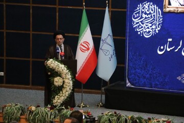 امام جمعه خرم‌آباد: اعتماد عمومی باید خروجی عملکرد دستگاه قضایی باشد