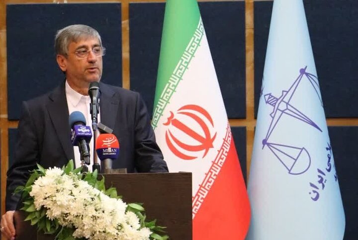 استاندار لرستان: وفاق مسئولان مسیر گره‌گشایی از مشکلات را هموار کرد