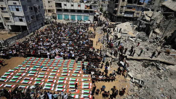 Israeli forces martyr 5 Palestinians, injured dozens in Gaza