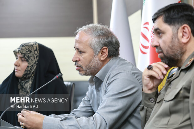 رونمایی از کتاب حمله روز صفر