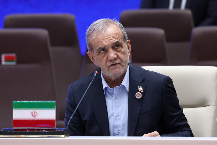 سەرۆک کۆماری ئێران: دانوستان و دیپلۆماسی بەڕێگای چارەسەر دەزانین