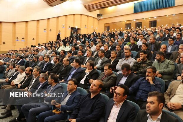 آیین تکریم و معارفه رئیس کل دادگستری لرستان