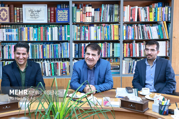بازدید علی نوذرپور از خبرگزاری مهر