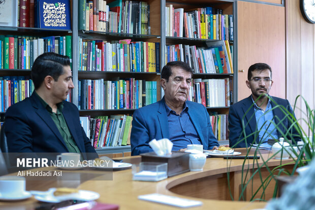 بازدید علی نوذرپور از خبرگزاری مهر