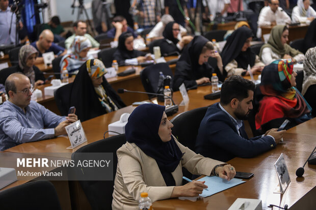 نشست خبری سخنگوی وزارت امور خارجه - ۱۰ شهریور ۱۴۰۵
