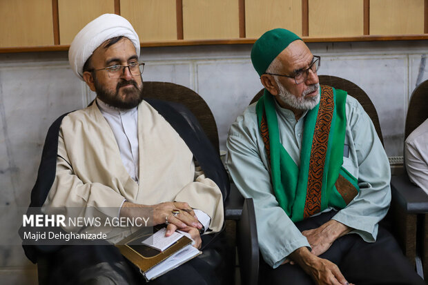 نشست تبیینی علمای شیعه و اهل سنت در یزد