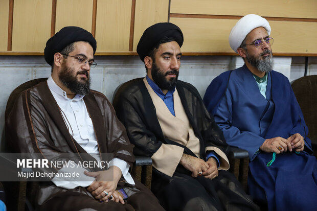 نشست تبیینی علمای شیعه و اهل سنت در یزد