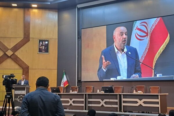 میدری: باید روایتهای قدرت تغییر و امید را در جامعه کشف و تقویت کنیم