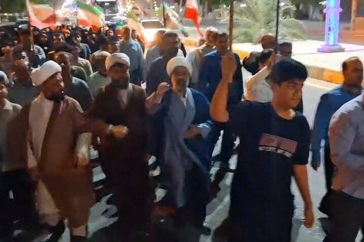 راهپیمایی و اجتماع شبانه مردم انقلابی آبدان