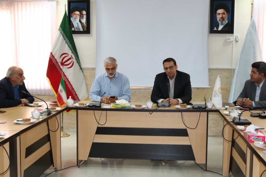 بررسی جامع: تجهیز کتابخانه سیار اتوبوسی در شهر سمنان؛ طرح پیشنهادی آماده است | مهر - کد 773c
