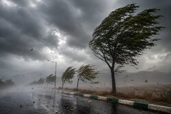 وزش بادهای نسبتاً شدید در استان سمنان