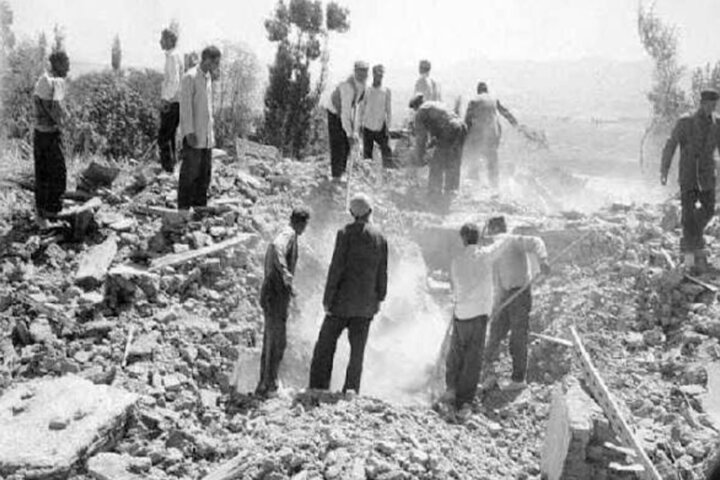 مشق خدمت بی‌منت رهبر شهید در دل کویر فردوس