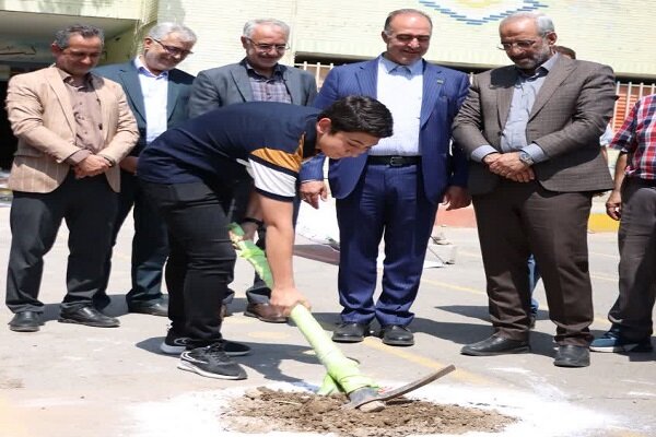 مدرسه ۱۲ کلاسه خیرساز در ناحیه ۵ اصفهان کلنگ‌زنی شد