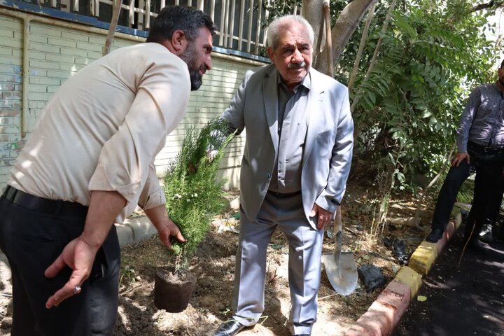 مدرسه ۱۲ کلاسه خیرساز در ناحیه ۵ اصفهان کلنگزنی شد