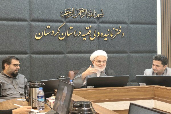 پورذهبی: کردستانیها عزت، عدالت و حضور در قدرت را مطالبه میکنند