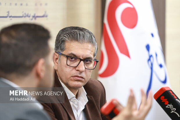 میزگرد از میدان جنگ تا محاصره اقتصادی