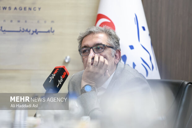میزگرد از میدان جنگ تا محاصره اقتصادی