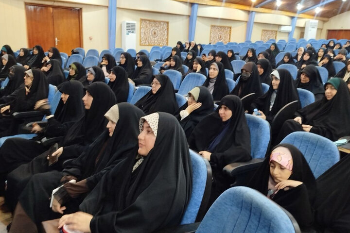سفیران مهربانی با زبان نرم و نیت خدمت امر به معروف انجام دهند