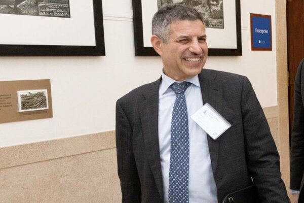 کاردار جدید سفارت آمریکا در عراق مشخص شد کاردار جدید سفارت آمریکا در عراق مشخص شد