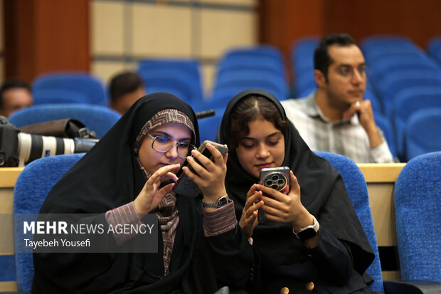 نشست خبری استاندار همدان