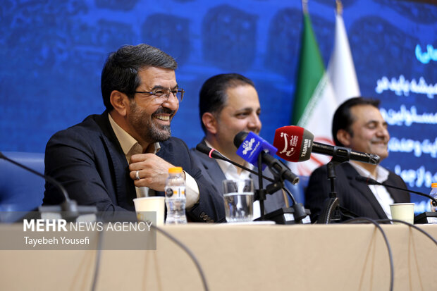 نشست خبری استاندار همدان