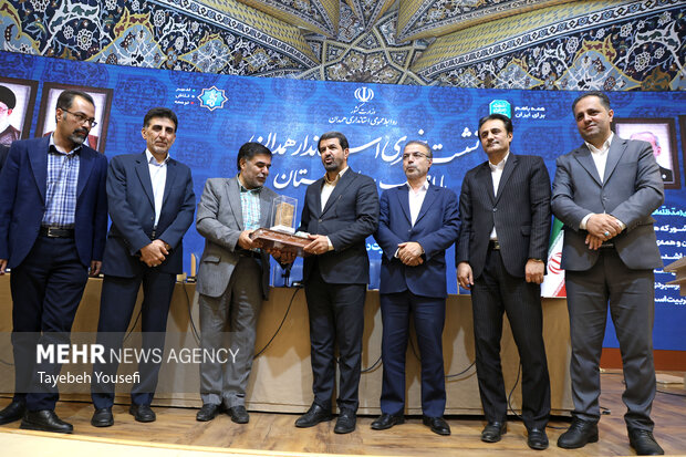 نشست خبری استاندار همدان