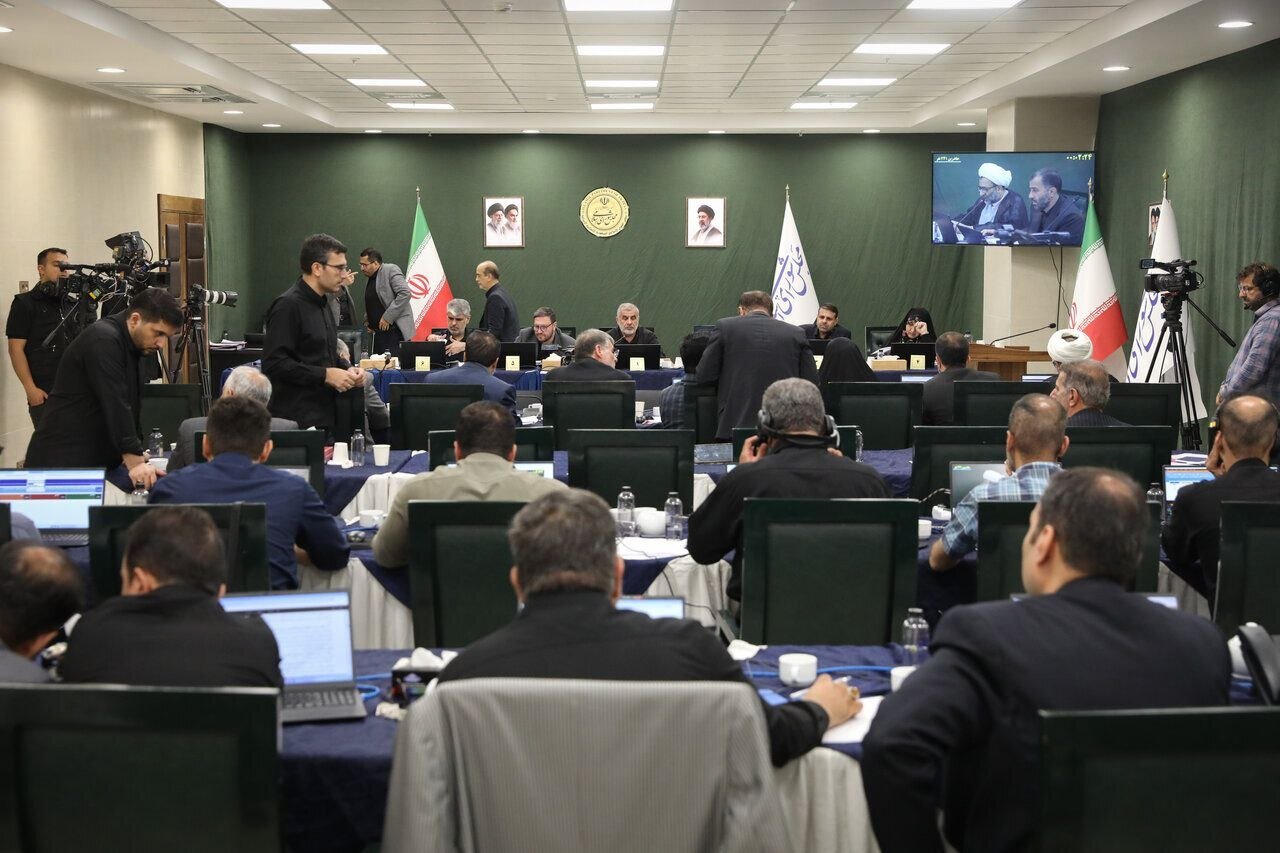 مجلس برای بررسی درخواست‌های سامانه ارتباطات خارجی مهلت ۷روزه تعیین کرد