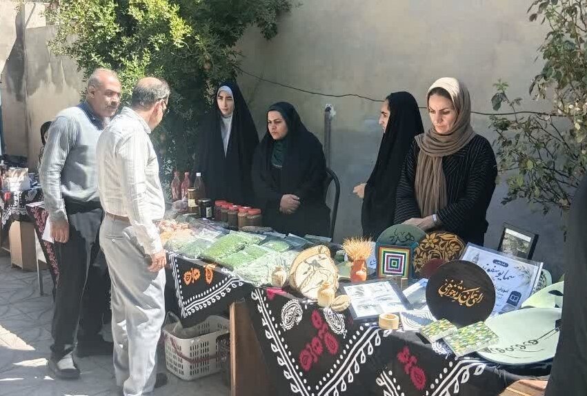 تحلیل خبر: نمایشگاه محصولات خانگی چگنی فرصتی برای حمایت از تولید و اشتغال‌زایی | مهر - کد 1b40