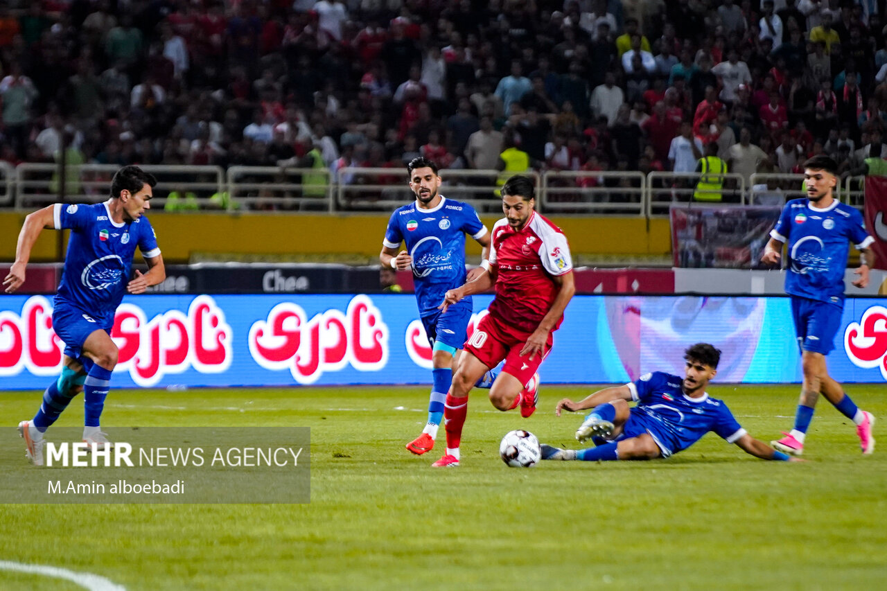 دربی متفاوت با آمار شبیه به هم؛ استقلال دقیق بود پرسپولیس فعال!