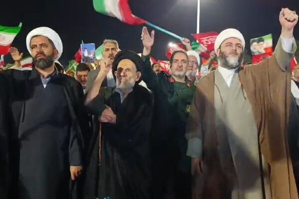 اجتماع مردم بیرجند با حضور رئیس سازمان تبلیغات اسلامی کشور