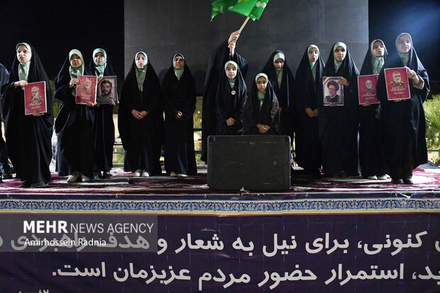 ۱۸۶مین اجتماع مردمی با سخنرانی رئیس سازمان تبلیغات اسلامی در بیرجند