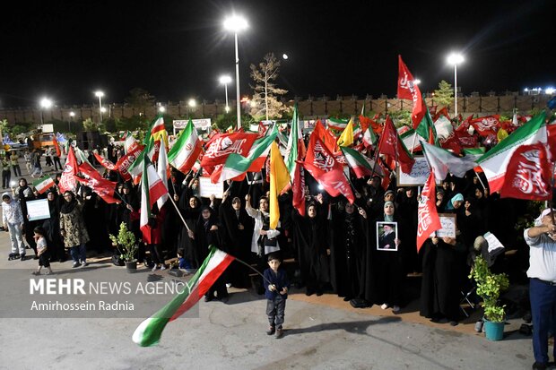 ۱۸۶مین اجتماع مردمی با سخنرانی رئیس سازمان تبلیغات اسلامی در بیرجند