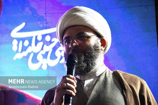 ۱۸۶مین اجتماع مردمی با سخنرانی رئیس سازمان تبلیغات اسلامی در بیرجند
