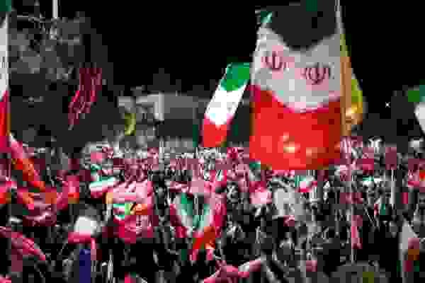 تداوم تجمع شبانه مردم گرگان در حمایت از رهبری