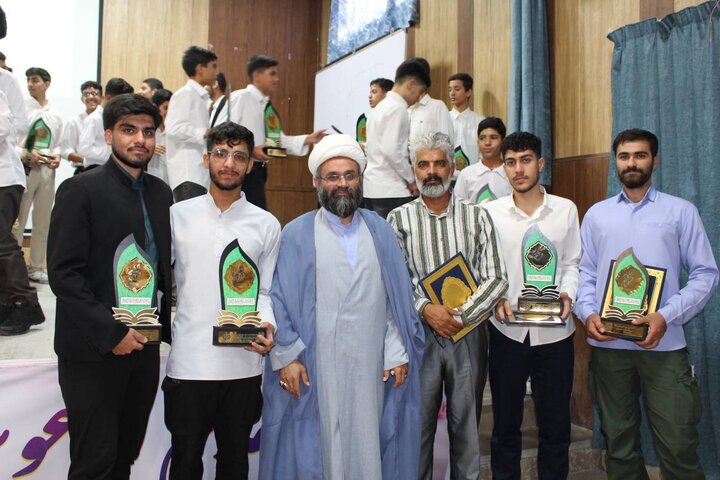 استهبان فارس و پیوند ۵۰۰ سال سنت حوزوی با تربیت حافظان قرآن
