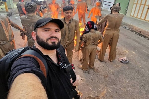 Türk Fotoğraf Sanatçısı Berke Araklı’ya İran Fotoğraflarıyla Uluslararası Ödül