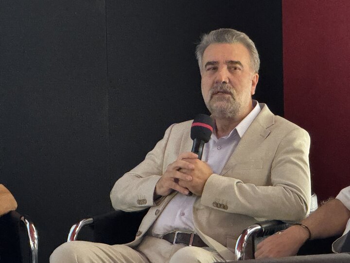 نخستین <a href='https://sayeb.ir/tag/%d8%b3%d8%a7%d9%84%d9%86-%d8%b3%db%8c%d9%86%d9%85%d8%a7'></div></div></div></div></div></div></div>سالن سینما</a>ی هتلی <a href='https://sayeb.ir/tag/%d8%a7%d8%b5%d9%81%d9%87%d8%a7%d9%86'>اصفهان</a> به نام <a href='https://sayeb.ir/tag/%d8%b9%d9%84%db%8c-%d9%86%d8%b5%db%8c%d8%b1%db%8c%d8%a7%d9%86'>علی نصیریان</a> افتتاح شد